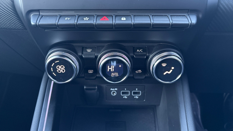 Renault Clio 1.6 E-TECH Hybrid 140 RS Line 5dr Auto Hybrid Hatchback